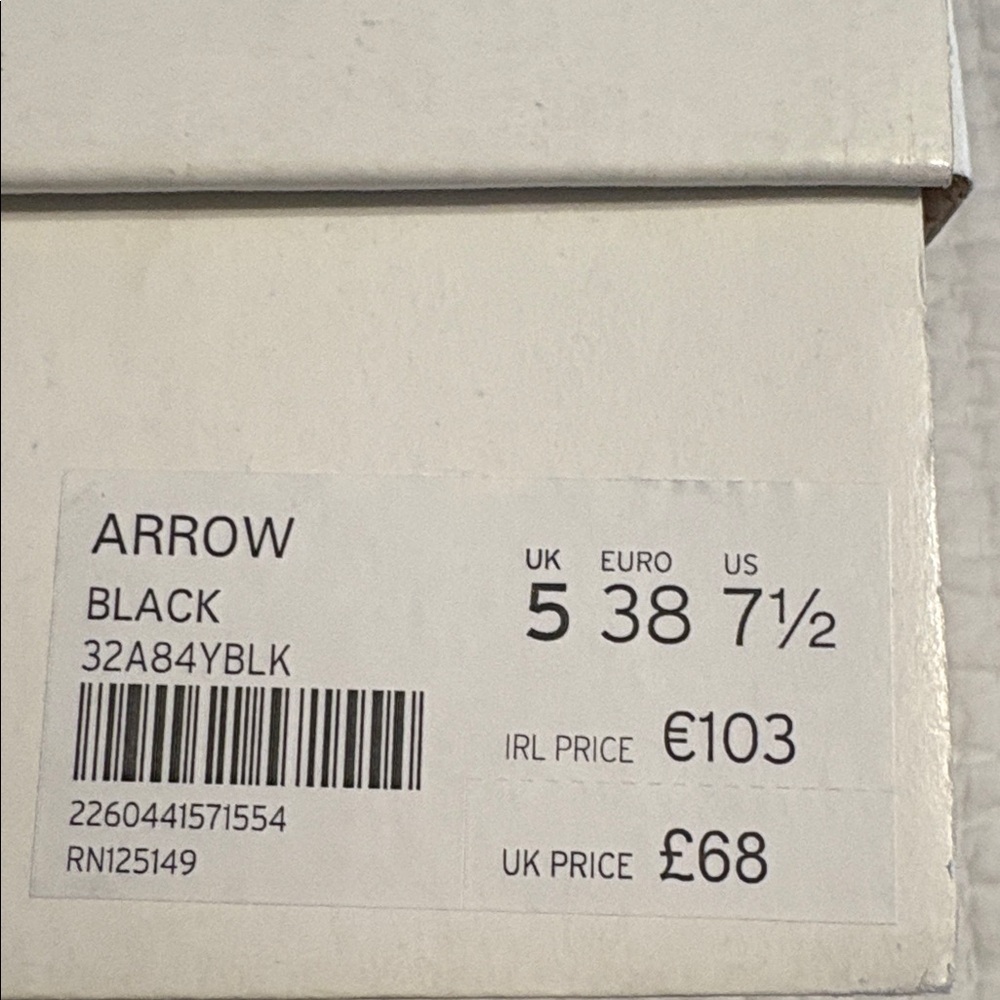Topshop Black Leather women’s ankle boots - Picture 4 of 9